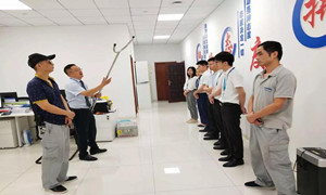 光谷店“防盜搶、保安全”應(yīng)急預(yù)案演練及培訓(xùn)圓滿開展