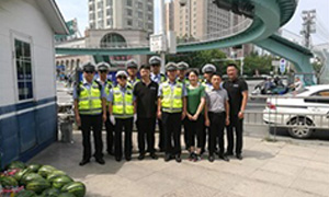 居然所見，皆有溫度——安徽分公司淮南店慰問(wèn)一線交警 